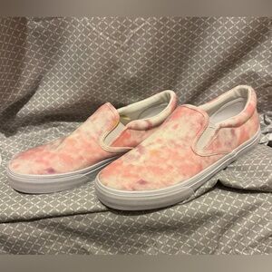 No Boundaries Size 10 Memory Foam Slip On Shoes